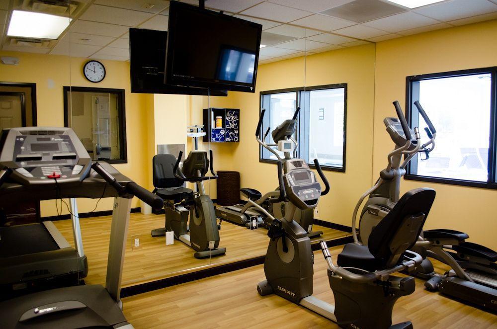 Holiday Inn Express & Suites Denver North - Thornton By Ihg Экстерьер фото
