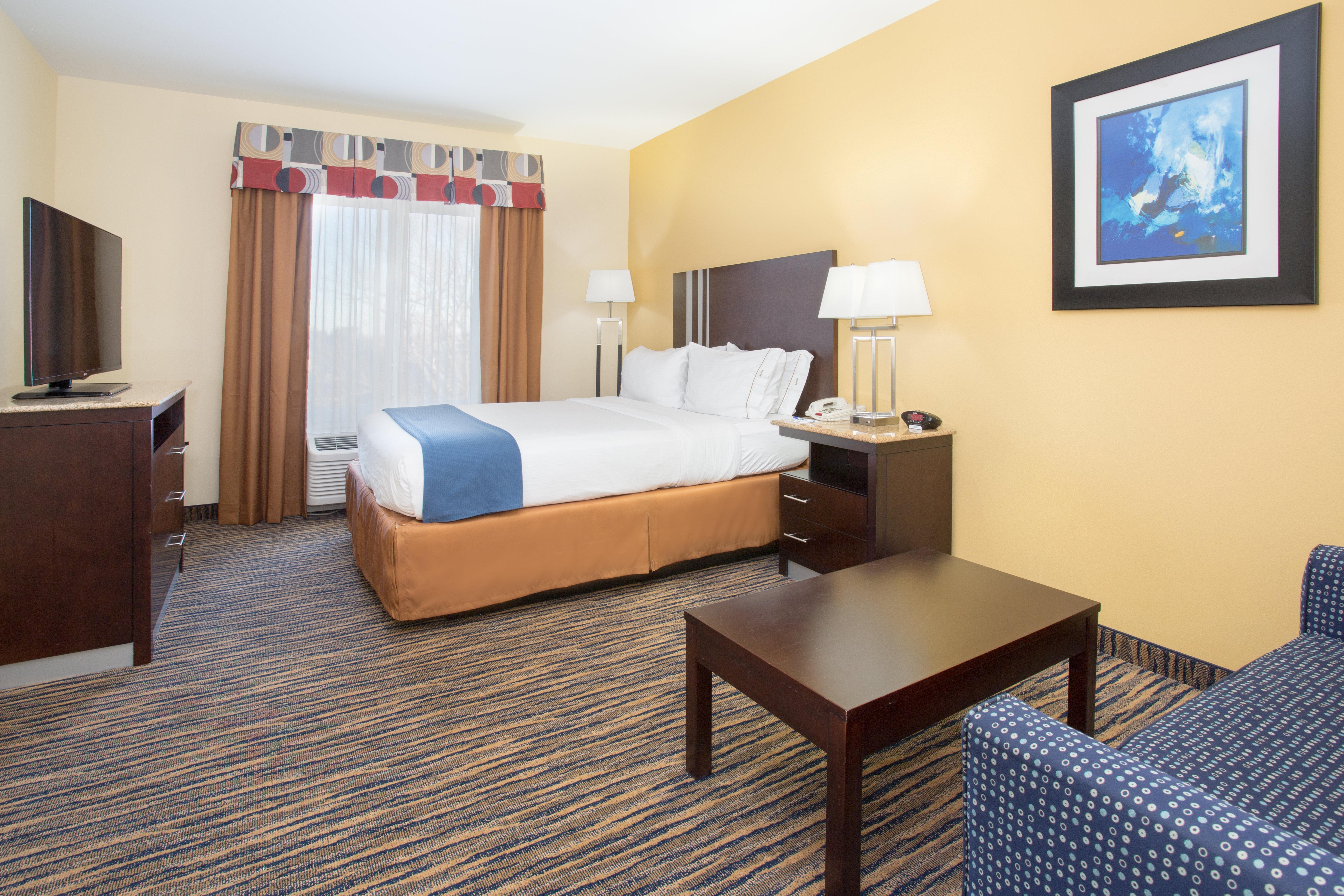 Holiday Inn Express & Suites Denver North - Thornton By Ihg Экстерьер фото